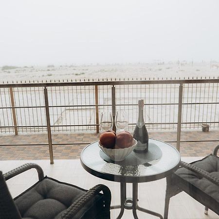 Hotel Три Слона Zatoka Esterno foto