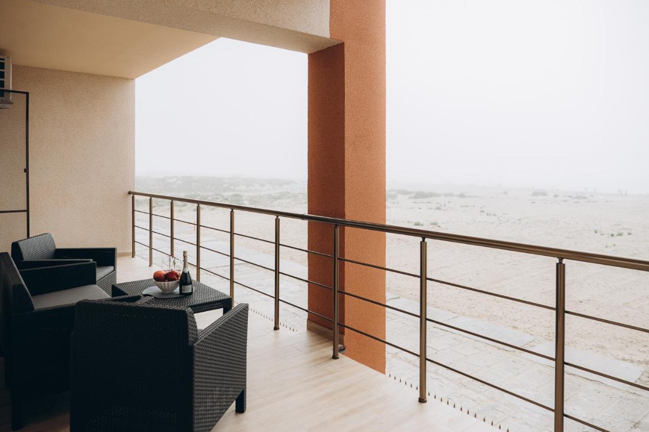Hotel Три Слона Zatoka Esterno foto